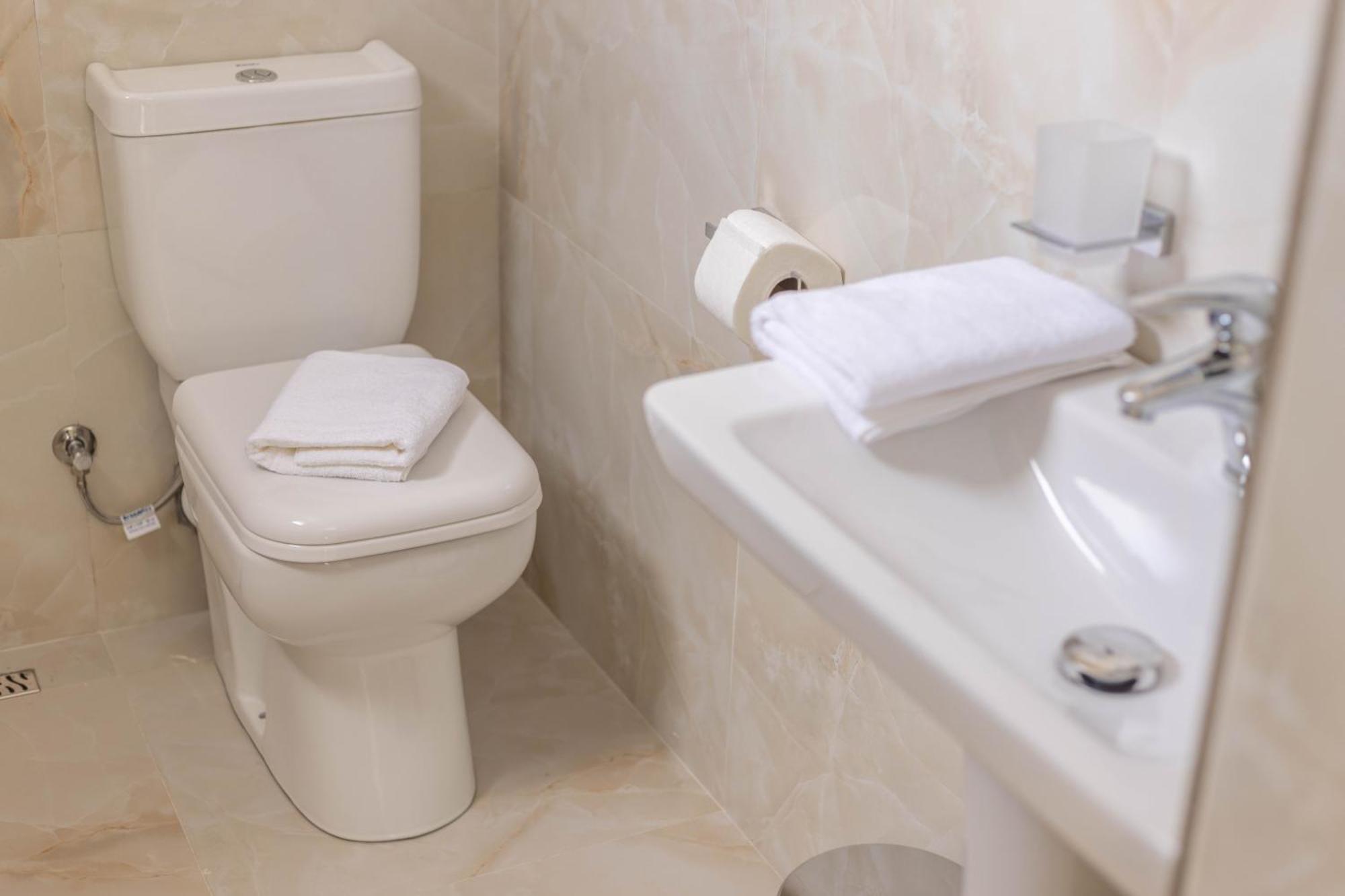 Hotel Vila Max Durrës Zewnętrze zdjęcie