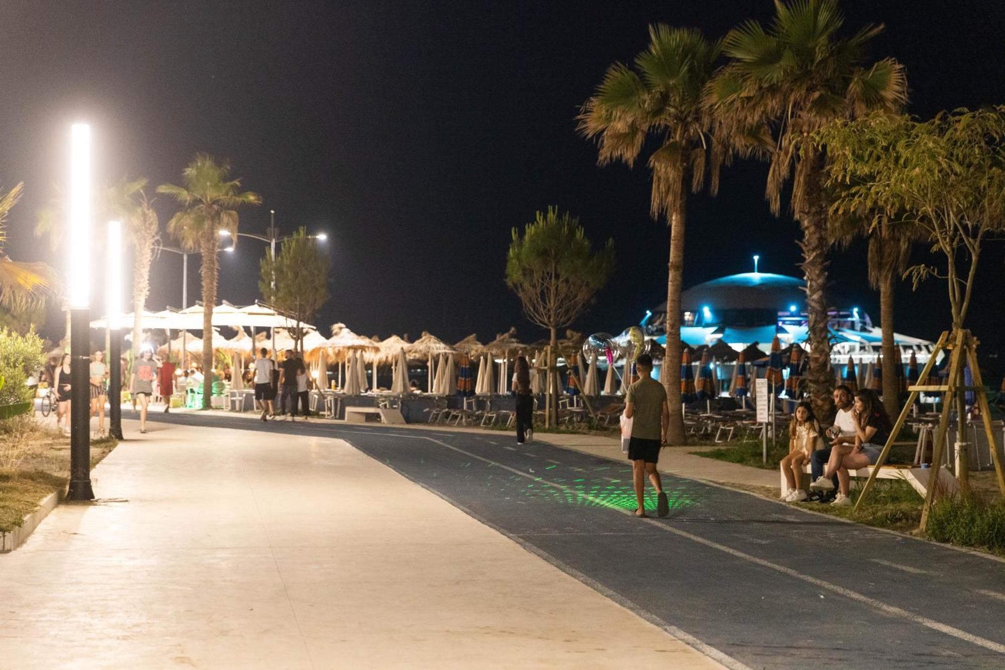 Hotel Vila Max Durrës Zewnętrze zdjęcie