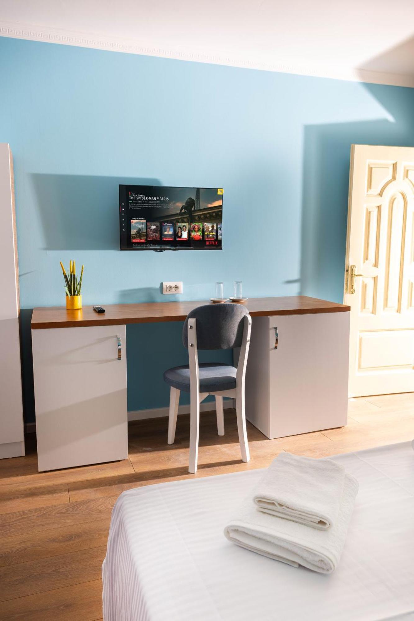 Hotel Vila Max Durrës Zewnętrze zdjęcie